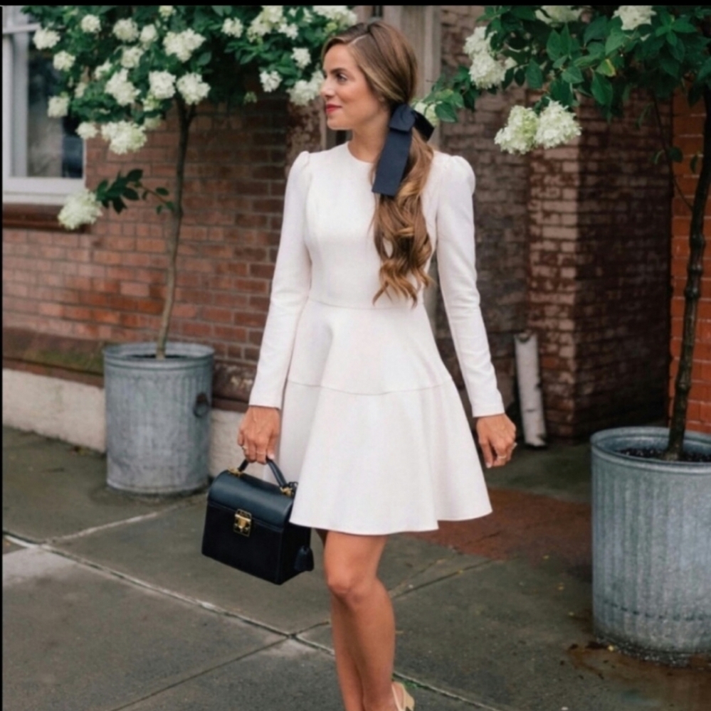NWT Gal Meets Glam Celeste Fit & Flare Dress